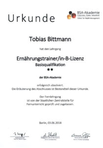 Urkunde Ernährungstrainer B-Lizenz von der BSA-Akademie, Schule für Gesundheitsmanagement – ausgestellt für Tobi Bittmann, Gay Personal Trainer und Gründer von queerlift in Berlin (Personal Training für Männer)